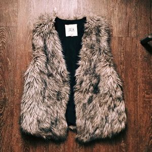 Jack by BB Dakota fur vest, xs